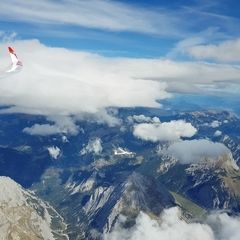 Flugwegposition um 11:55:30: Aufgenommen in der Nähe von Gemeinde Scharnitz, 6108, Österreich in 4418 Meter